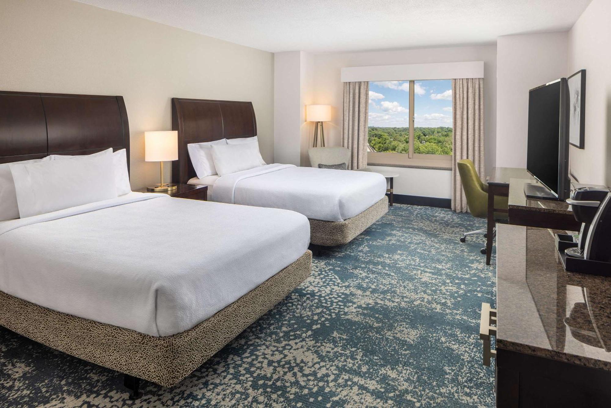 Hilton Garden Inn Bethesda Downtown Exterior foto
