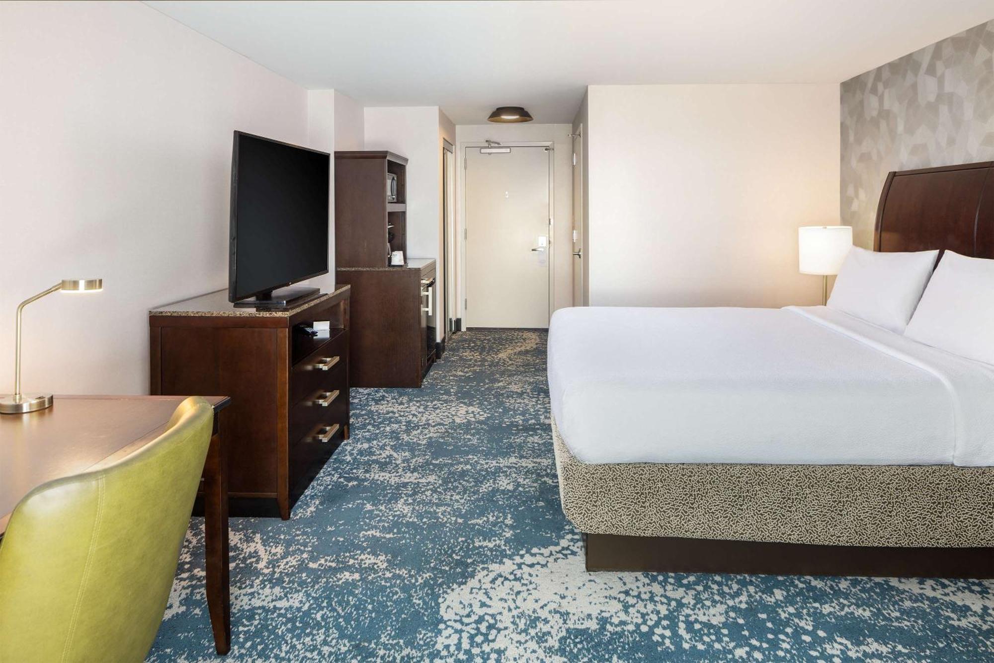 Hilton Garden Inn Bethesda Downtown Exterior foto